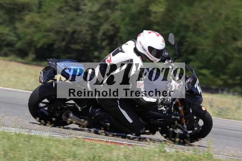 Archiv-2022/25 16.06.2022 TZ Motorsport ADR/Gruppe gruen/backside